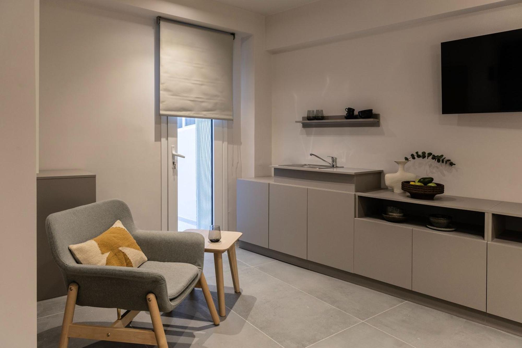 Celestial Athens Suites At Praxitelous Exterior photo